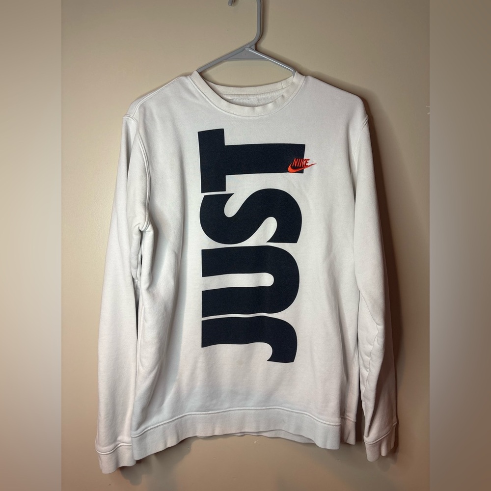 Nike White "Just Do It" Crewneck Graphic Sweatshirt EUC